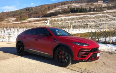 Lamborghini Urus rossa